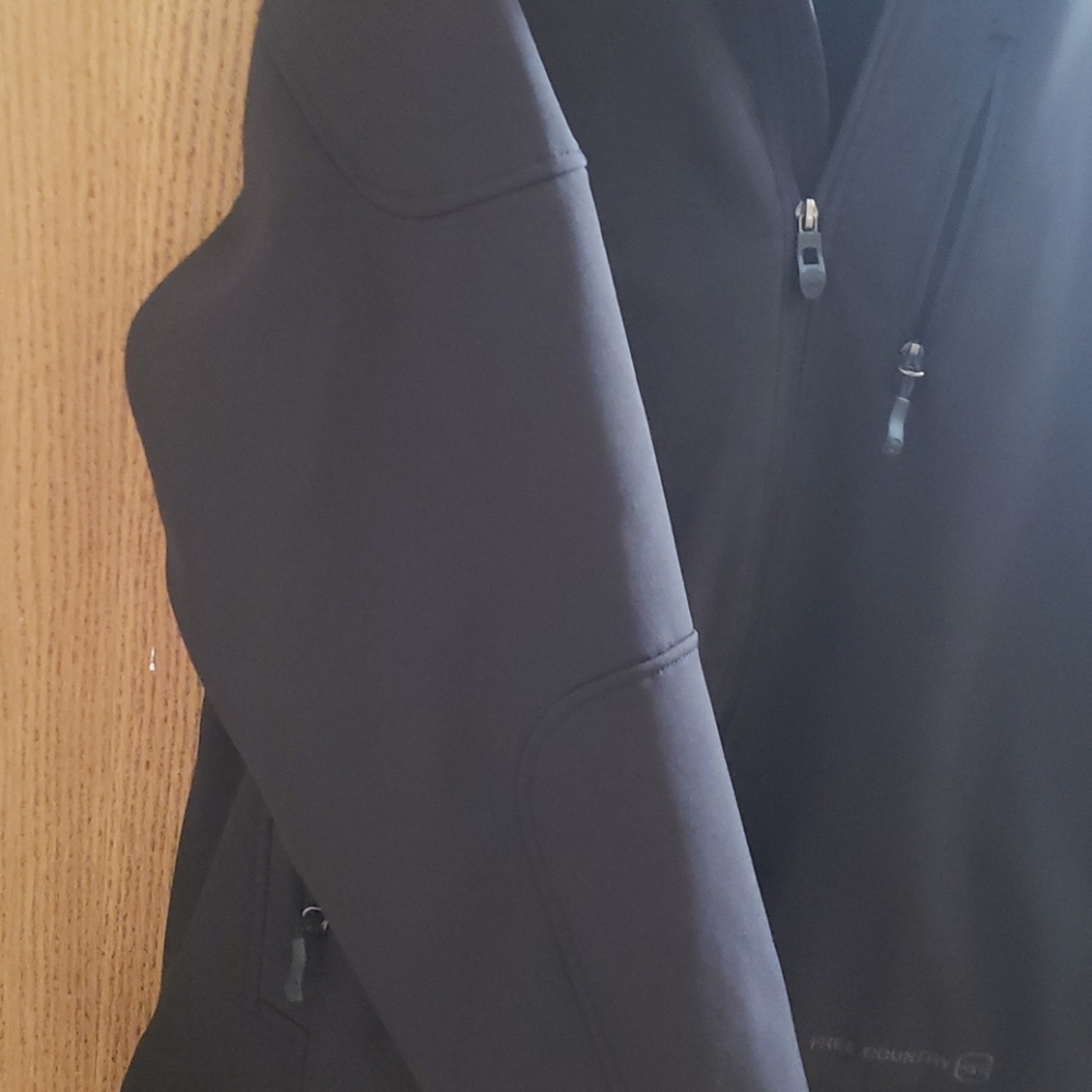 Men's Jacket - Picture 7 of 7